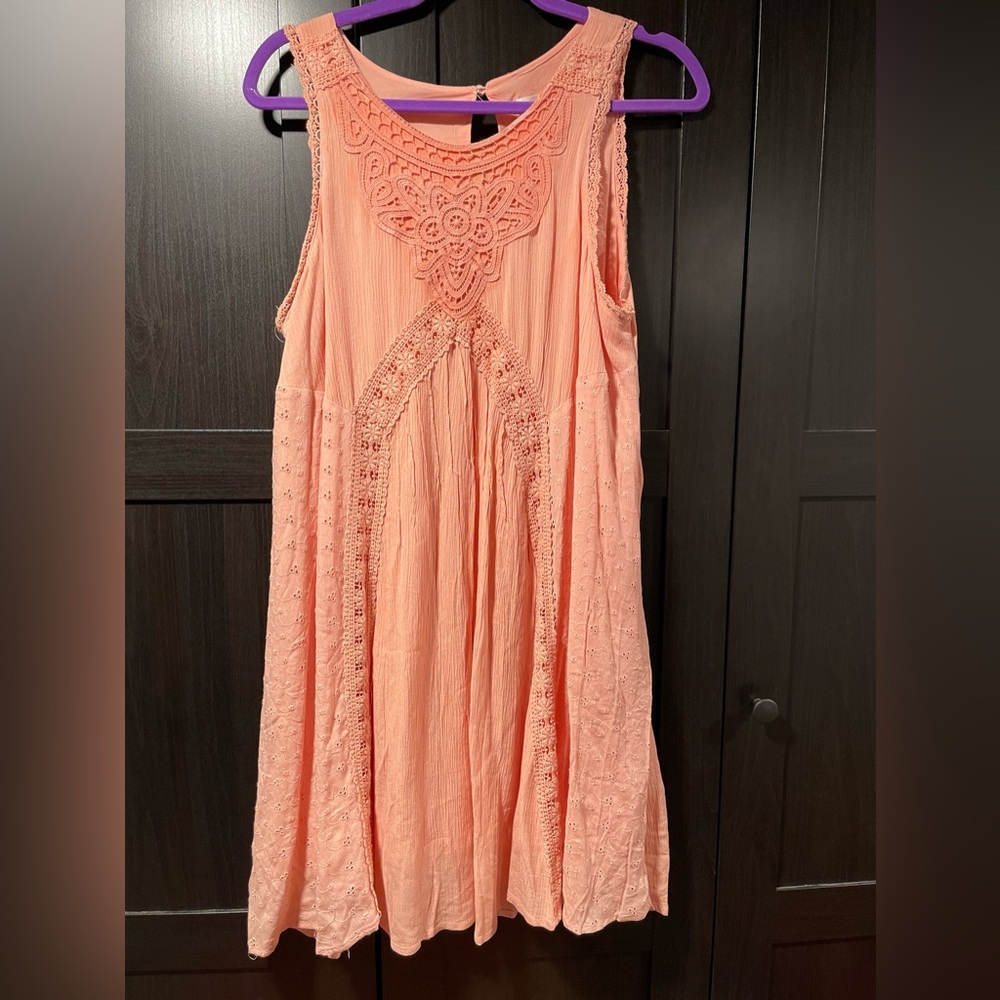 Multi-tone pink/coral mini crochet dress